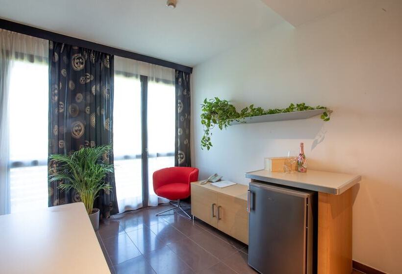 Matrix Hotel & Residence