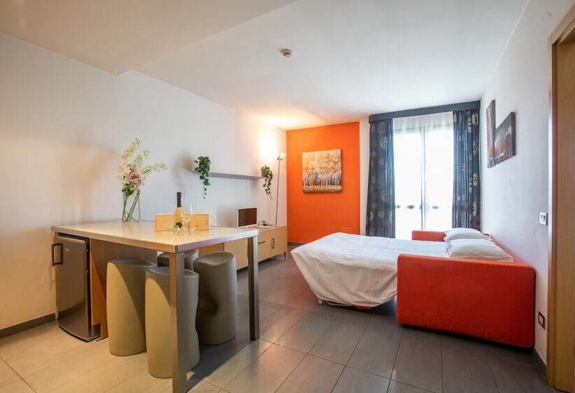 Matrix Hotel & Residence