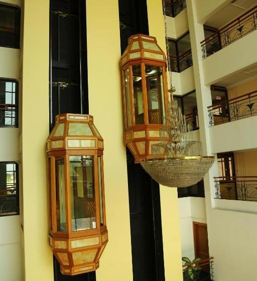 فندق Mayura Residency