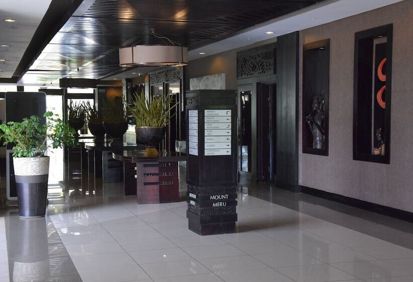 هتل Mount Meru