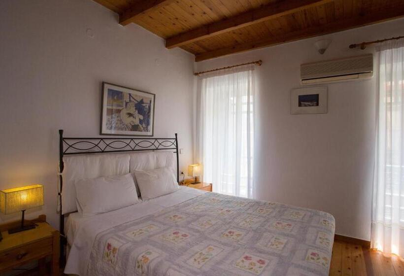 בית מלון כפרי Nostos