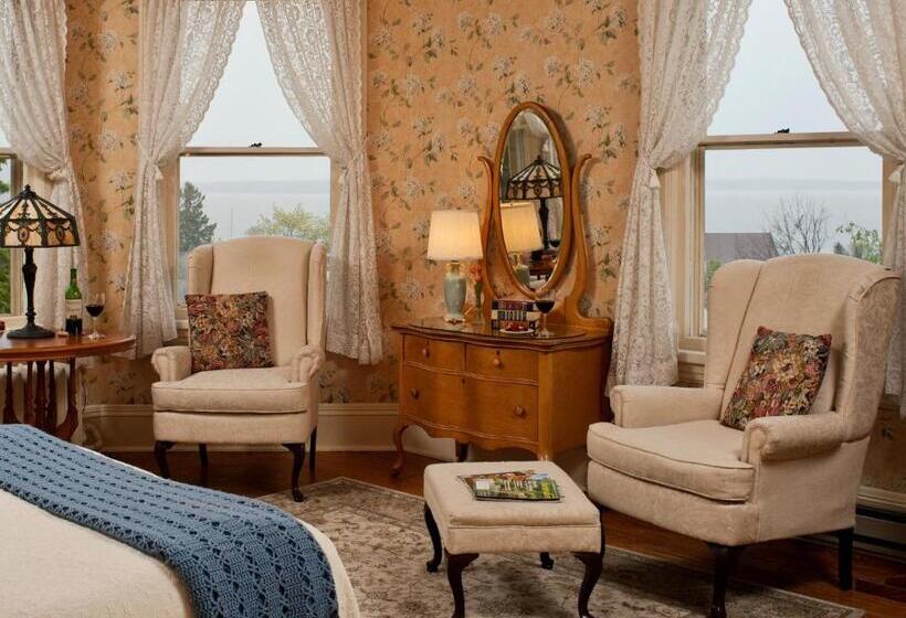 فندق Old Rittenhouse Inn