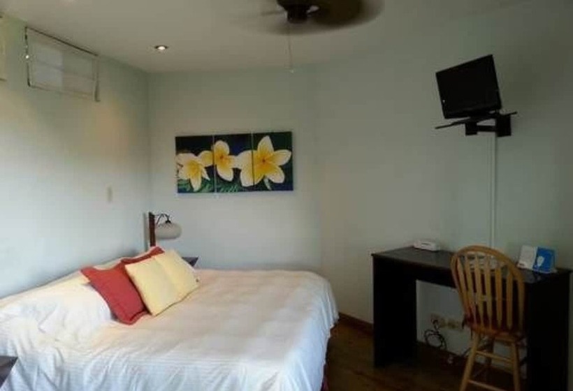 호텔 Out Of Bounds