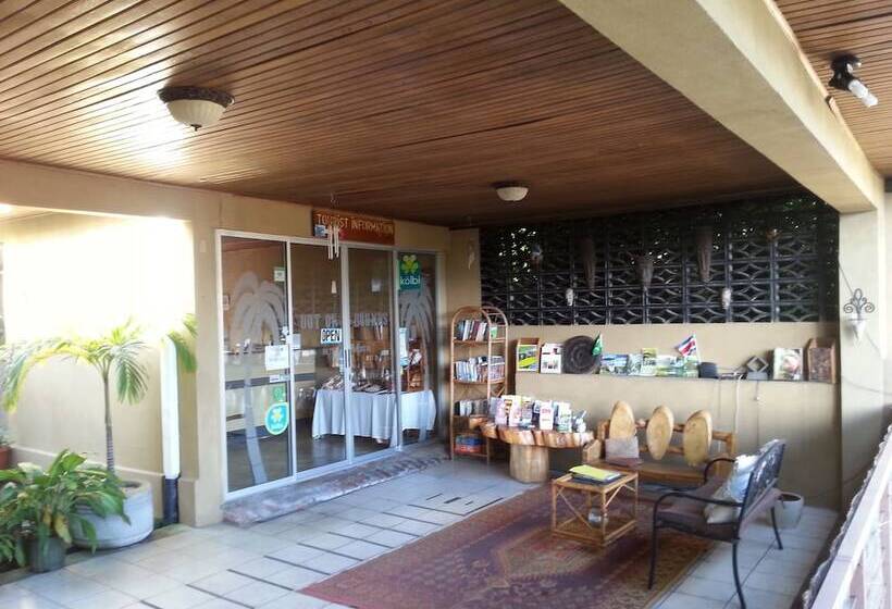 호텔 Out Of Bounds