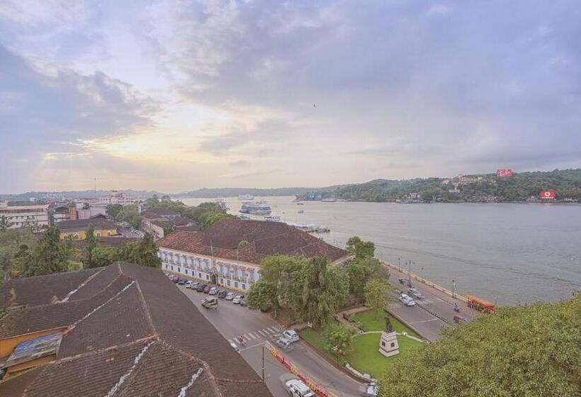 בית מלון כפרי Panaji Residency