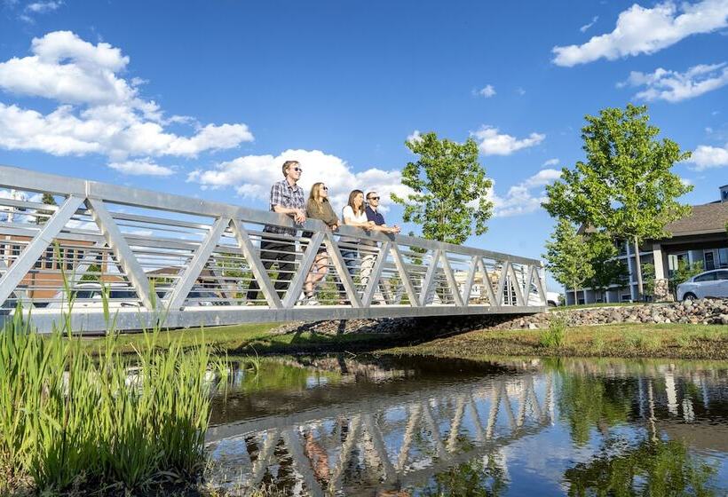 בית מלון כפרי Park Point Marina Inn