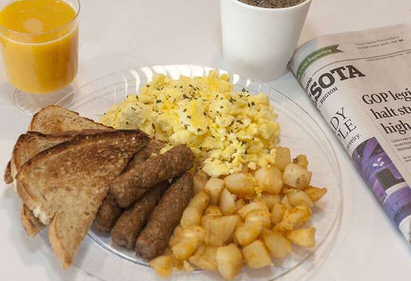 בית מלון כפרי Park Point Marina Inn