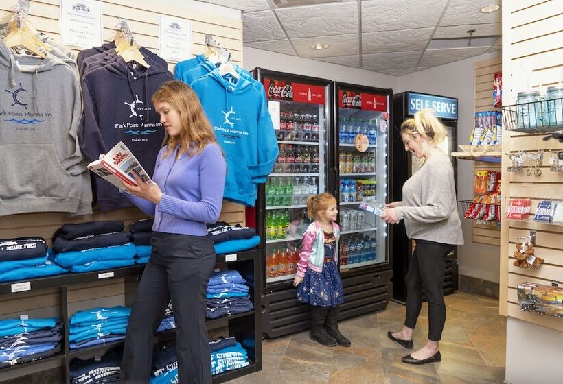 בית מלון כפרי Park Point Marina Inn