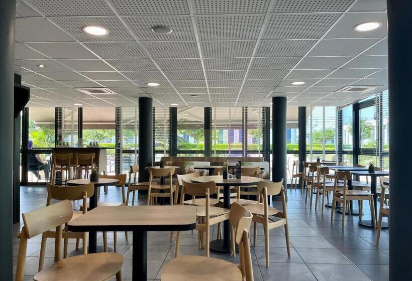 B&b Hotel Lyon Aéroport Saint Quentin Fallavier