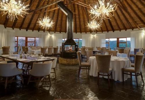 בית מלון כפרי Protea Zebula Lodge