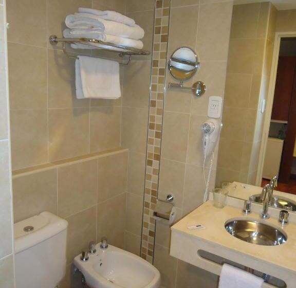 Puerto Amarras Hotel & Suites