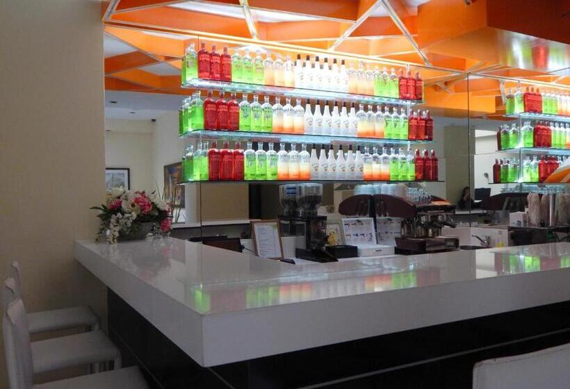 هتل Puerto Mercado