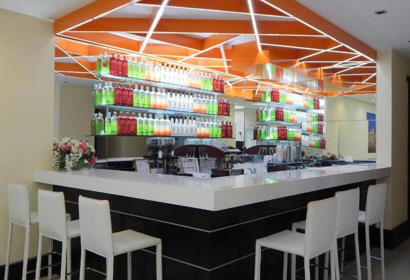 هتل Puerto Mercado