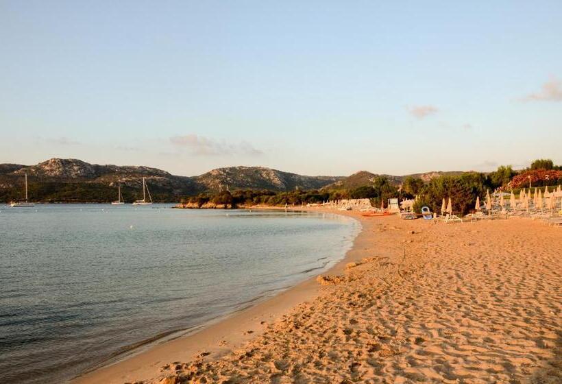 فندق Residence Porto Mannu