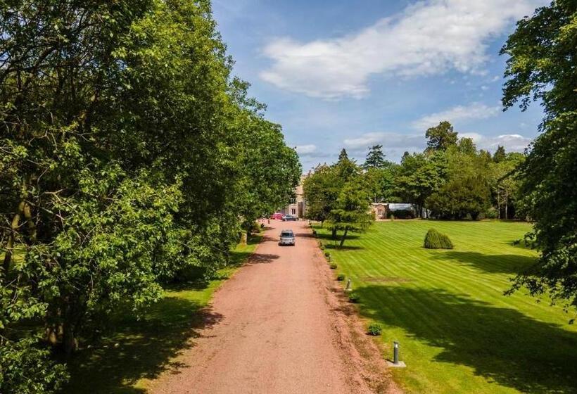 בית מלון כפרי Shieldhill Castle