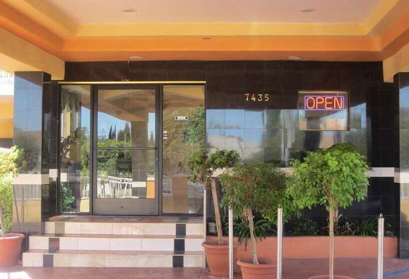 فندق Starlight Inn Canoga Park