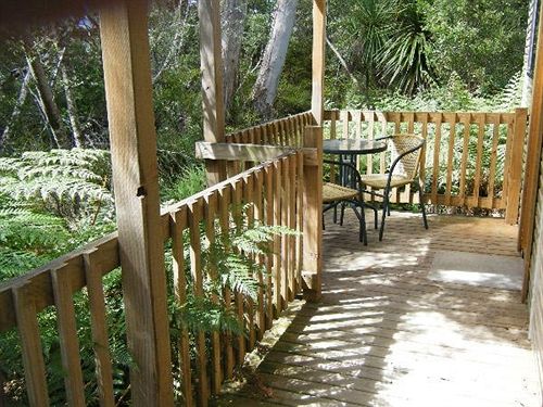 فندق Strahan Retreat Holiday Park