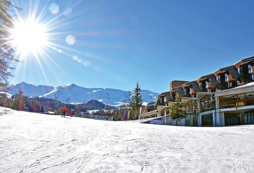 בית מלון כפרי Th Pila