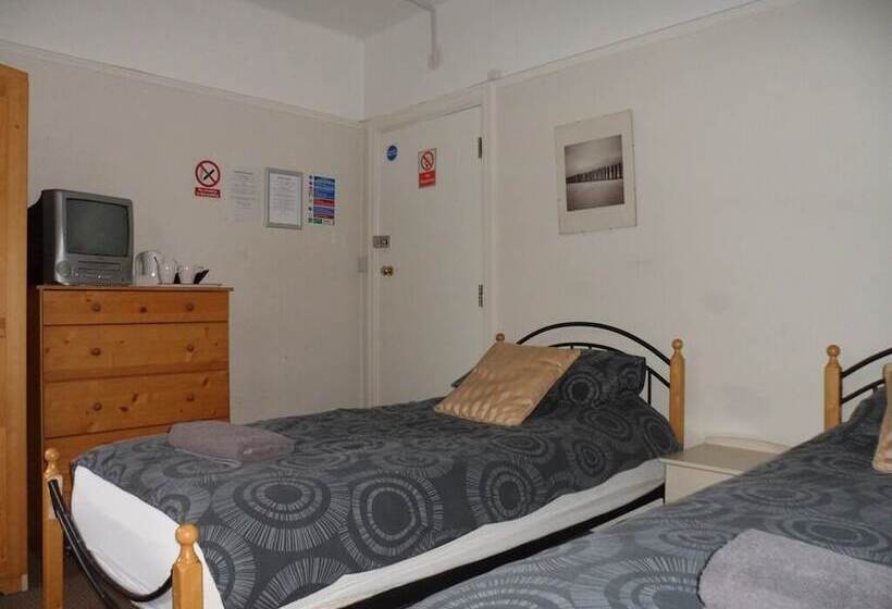 호텔 The Castle Bar Only