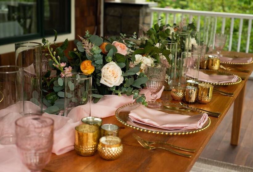 فندق The Inn At Thorn Hill