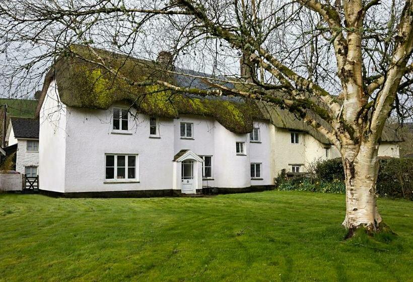 فندق The Royal Oak Exmoor