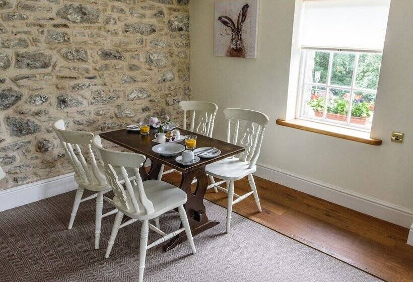 호텔 The Royal Oak Inn