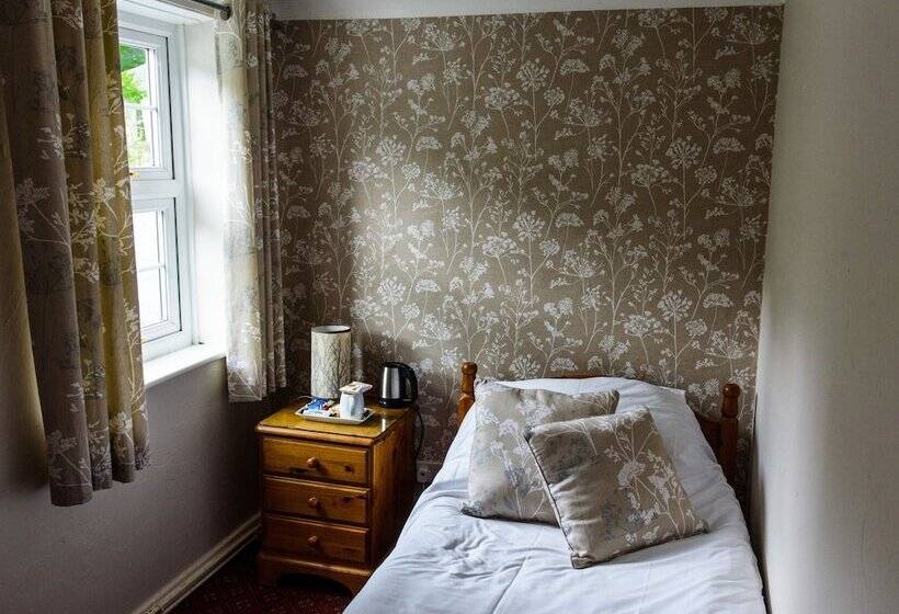 호텔 The Royal Oak Inn