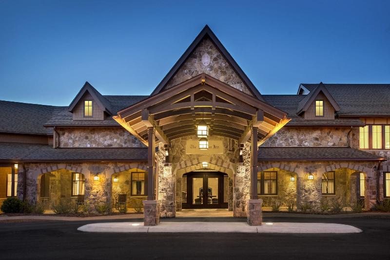 فندق The Sewanee Inn