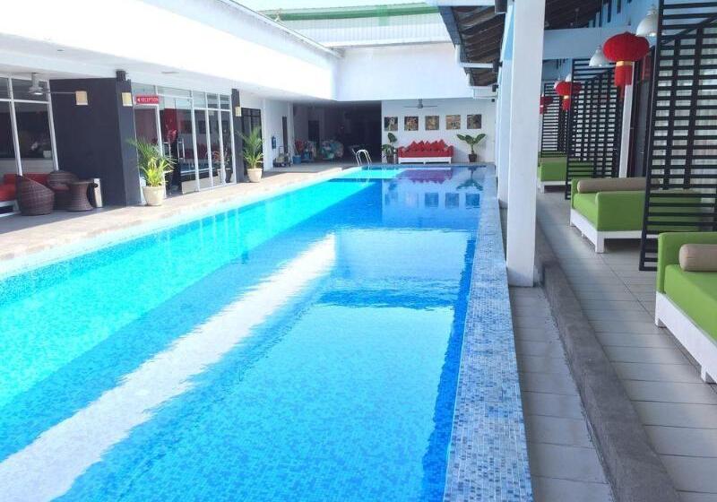 Отель The Villa Langkawi