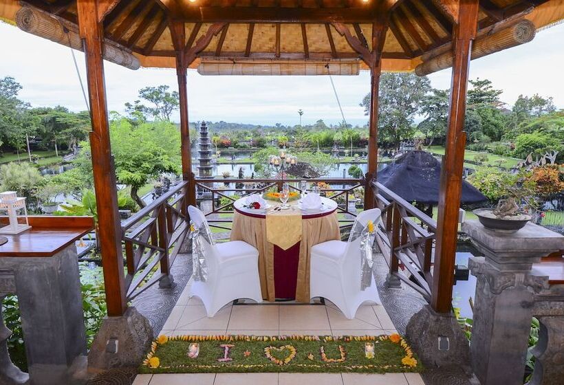 Tirta Ayu Hotel & Restaurant