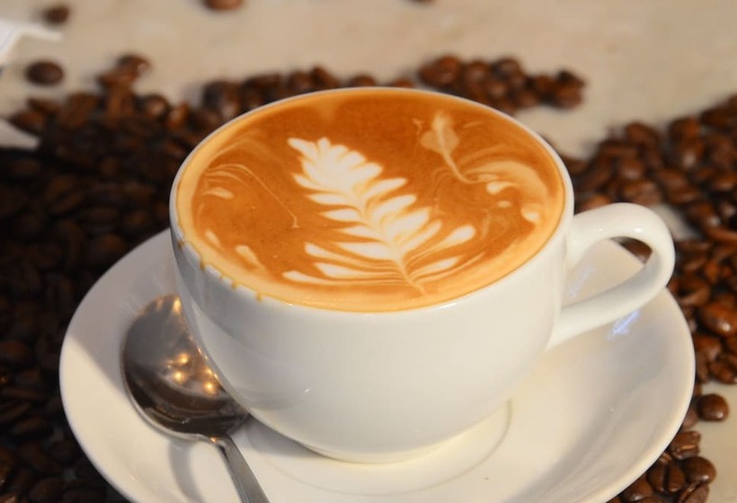 Tirta Ayu Hotel & Restaurant