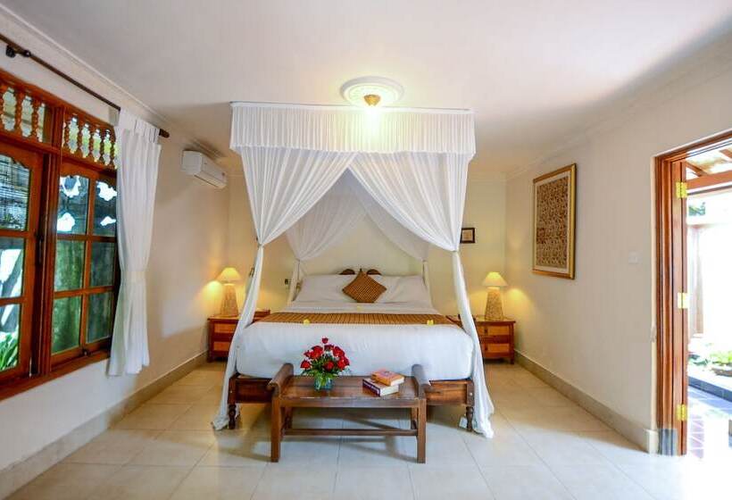 Tirta Ayu Hotel & Restaurant