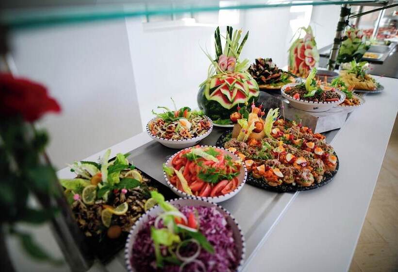 Отель Tmk L Atrium Yasmine By Turismark