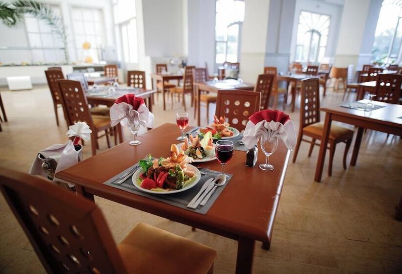 Отель Tmk L Atrium Yasmine By Turismark