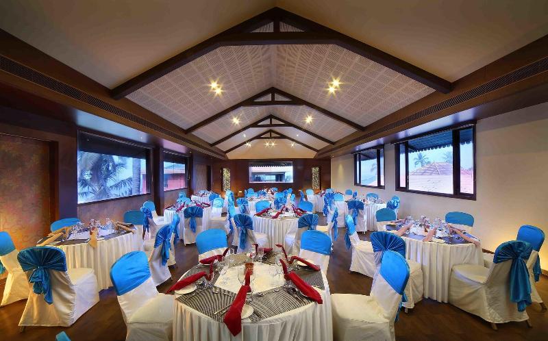 בית מלון כפרי Uday Suites   The Airport