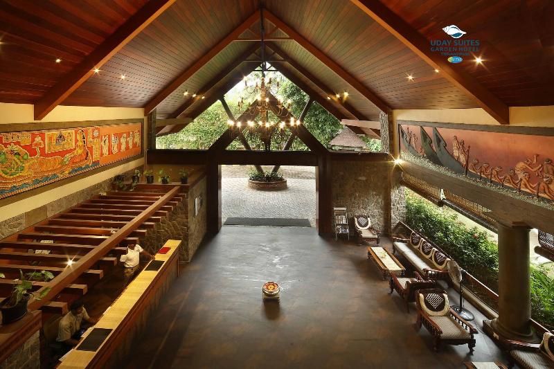 בית מלון כפרי Uday Suites   The Airport