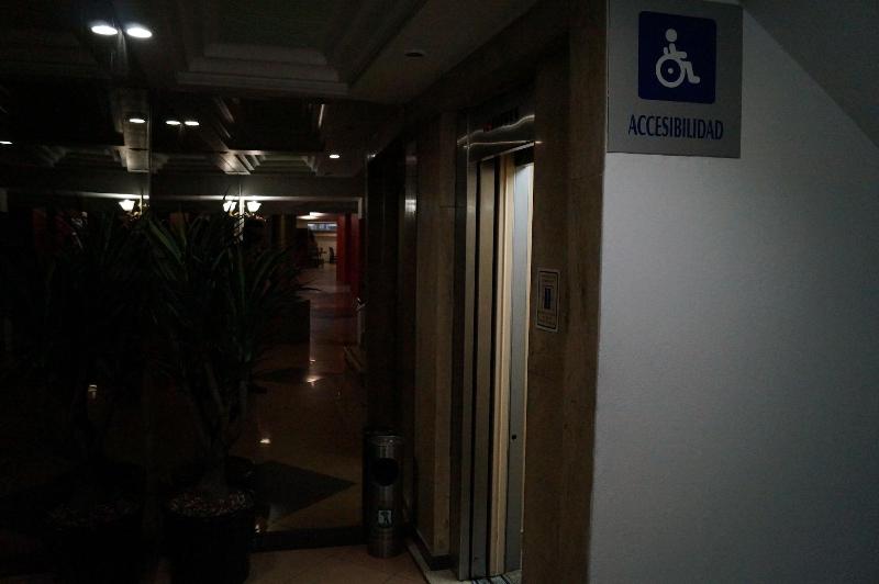 Отель Villa De Madrid