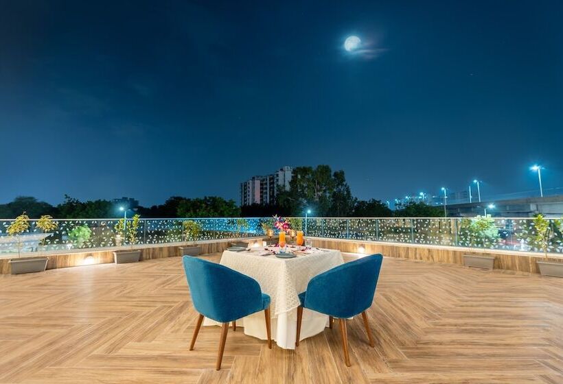 فندق Vivanta Ahmedabad Sg Highway