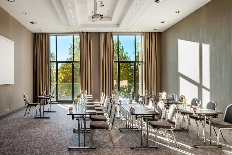 Отель Warszawianka