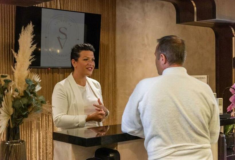Zenitude Hotel La Valadiere, Ascend Hotel Collection