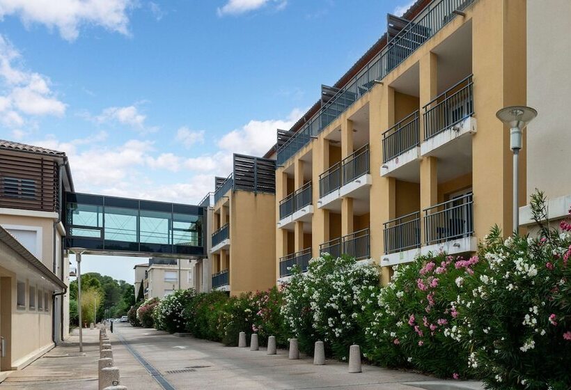 Zenitude Hotel La Valadiere, Ascend Hotel Collection