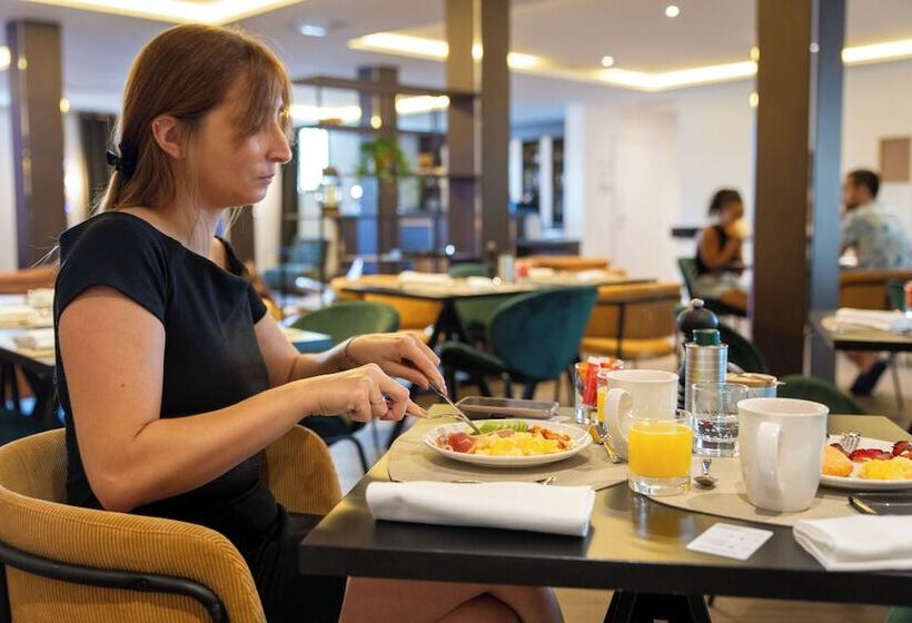 Zenitude Hotel La Valadiere, Ascend Hotel Collection