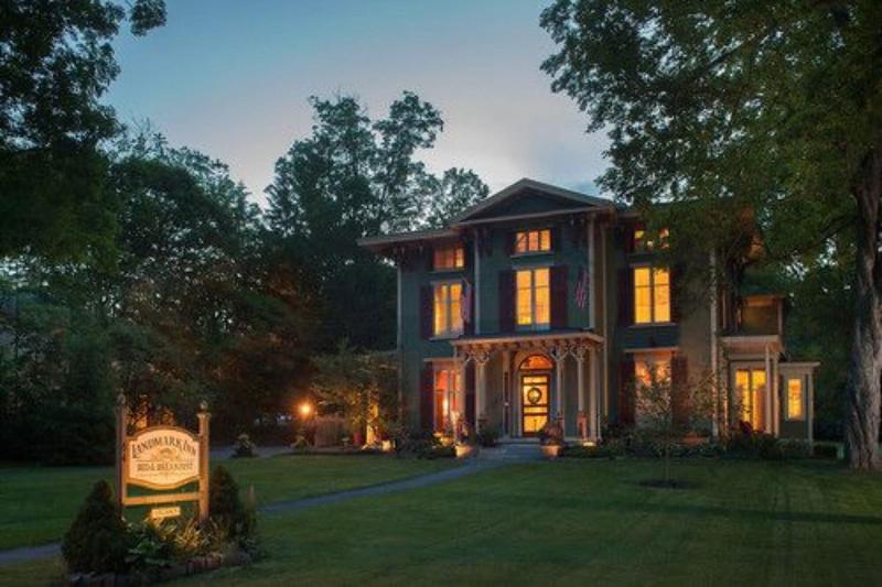 צימר Landmark Inn