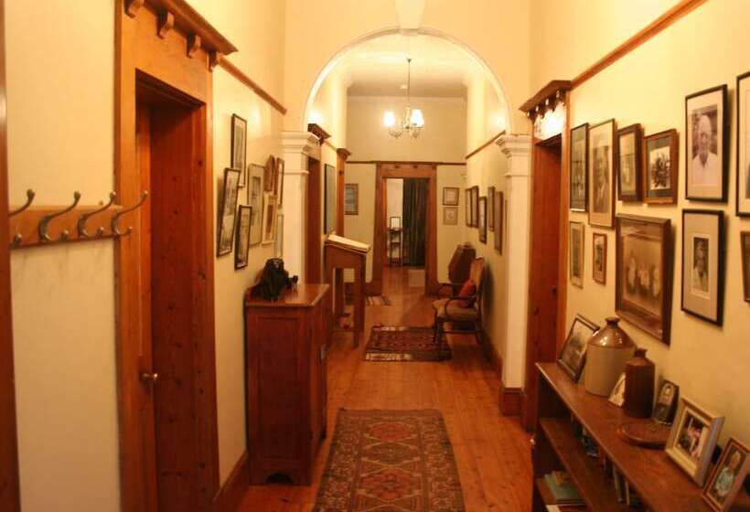 Leeuwenbosch Country House   Amakhala Game Reserve