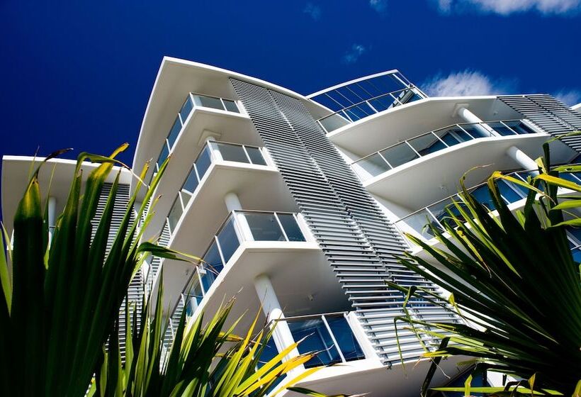 Manta Bargara Resort