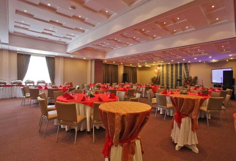 Microtel By Wyndham General Santos