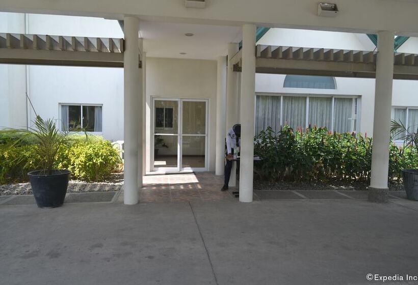 Microtel By Wyndham General Santos