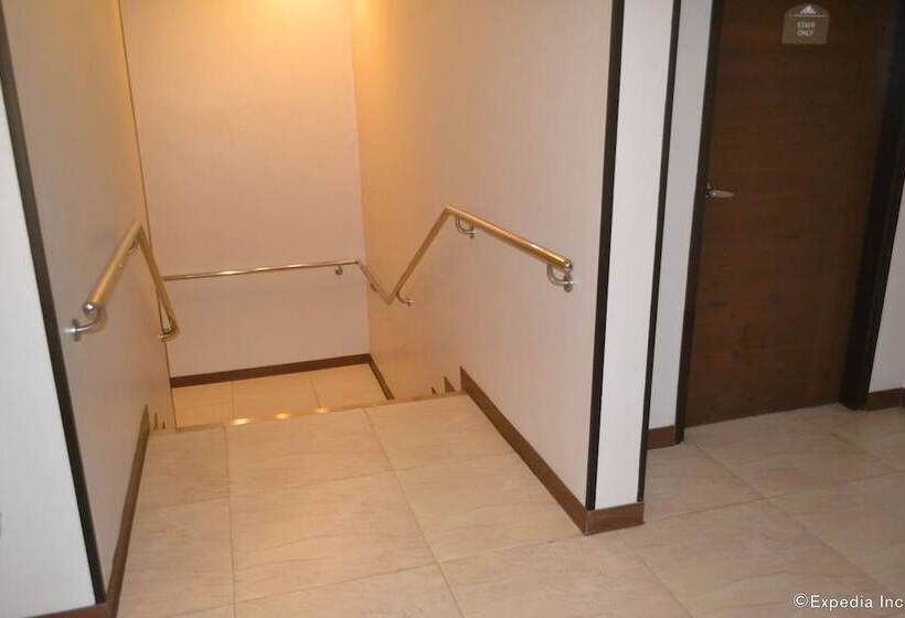 Microtel By Wyndham General Santos