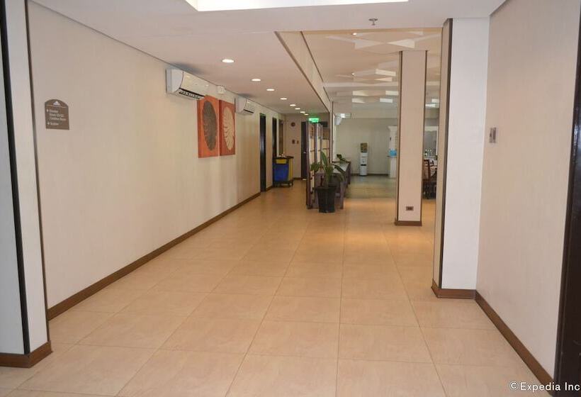 Microtel By Wyndham General Santos