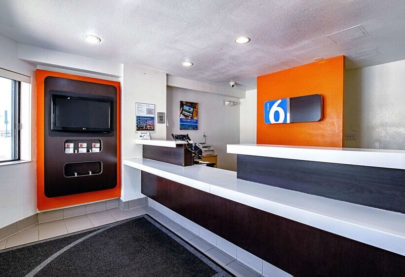 Motel 6 Palatine, Il   Chicago Northwest